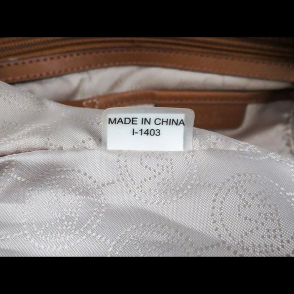 Michael Kors Pebbled Nylon tote - Picture 4 of 6